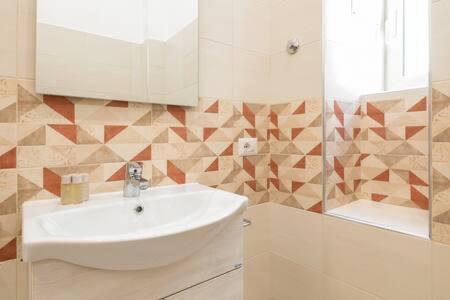 Iflat Lovely And Bright 2 Bed Flat Near Termini Рим Екстер'єр фото